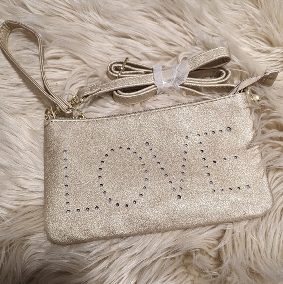 Handbags - *NEW* Gold Love wristlet
